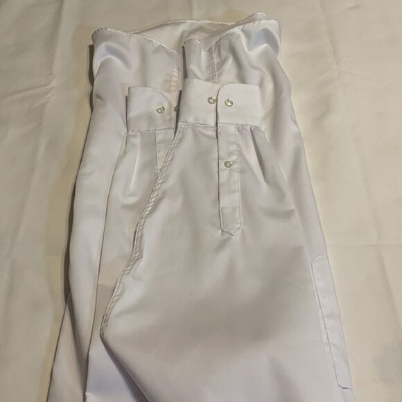Van Heusen size Small pure white button up dress shirt. - Picture 6 of 7